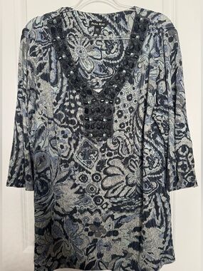 Dana Kay Blue Floral-Print Beaded V-Neck Tunic stretch size 14W (1x)